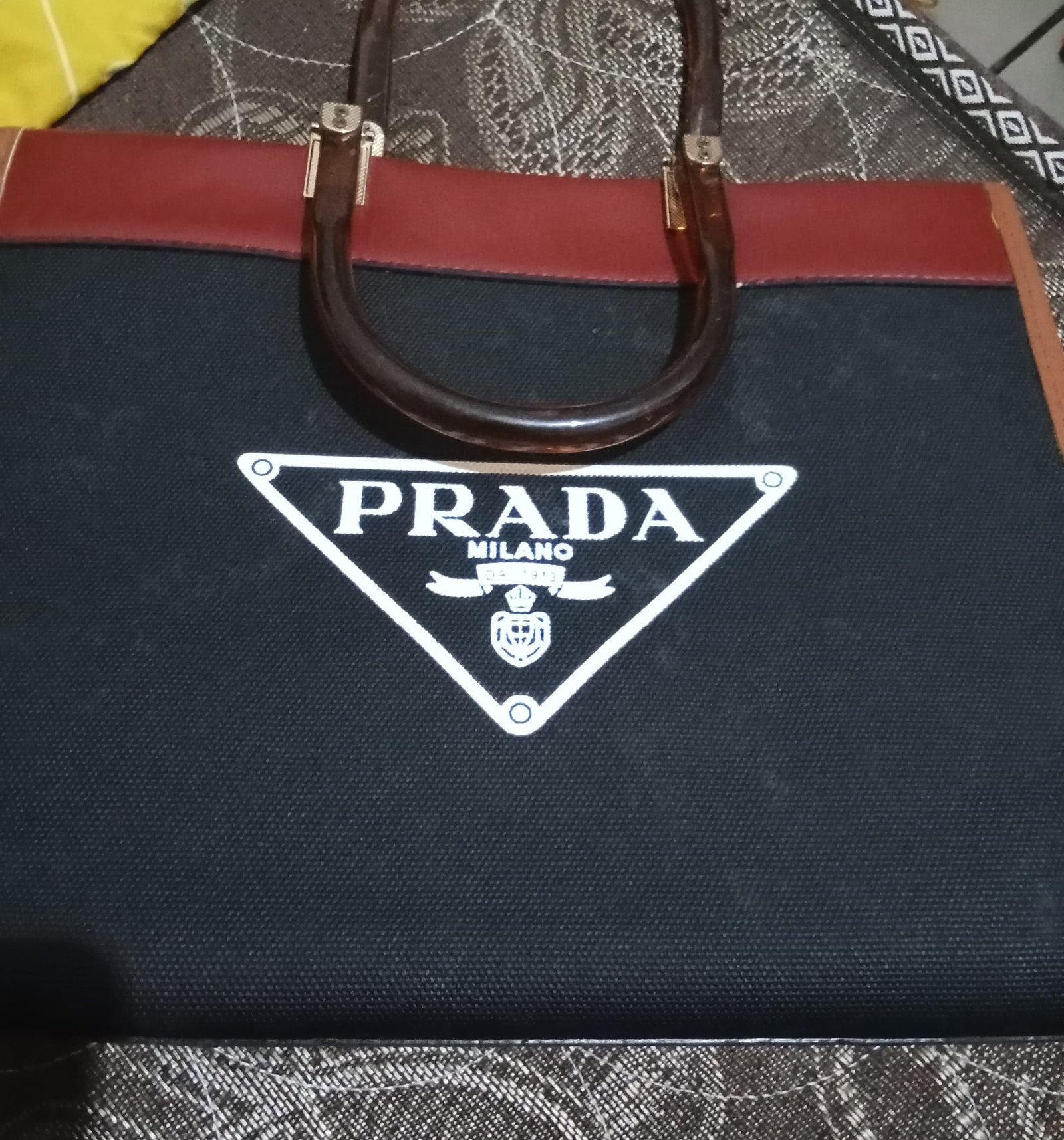 Tas